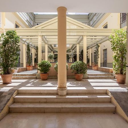 Apartamento Con Encanto En El Barrio De Santa Cruz Севиля Екстериор снимка